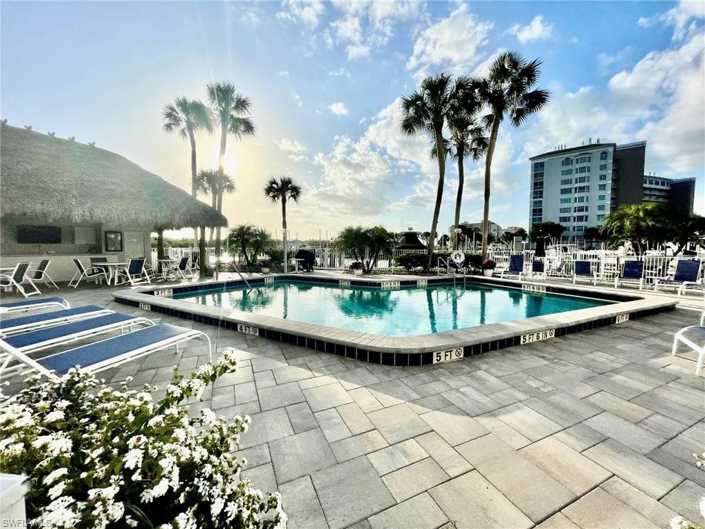 12945 Vanderbilt Dr 505, Naples, FL 34110-26