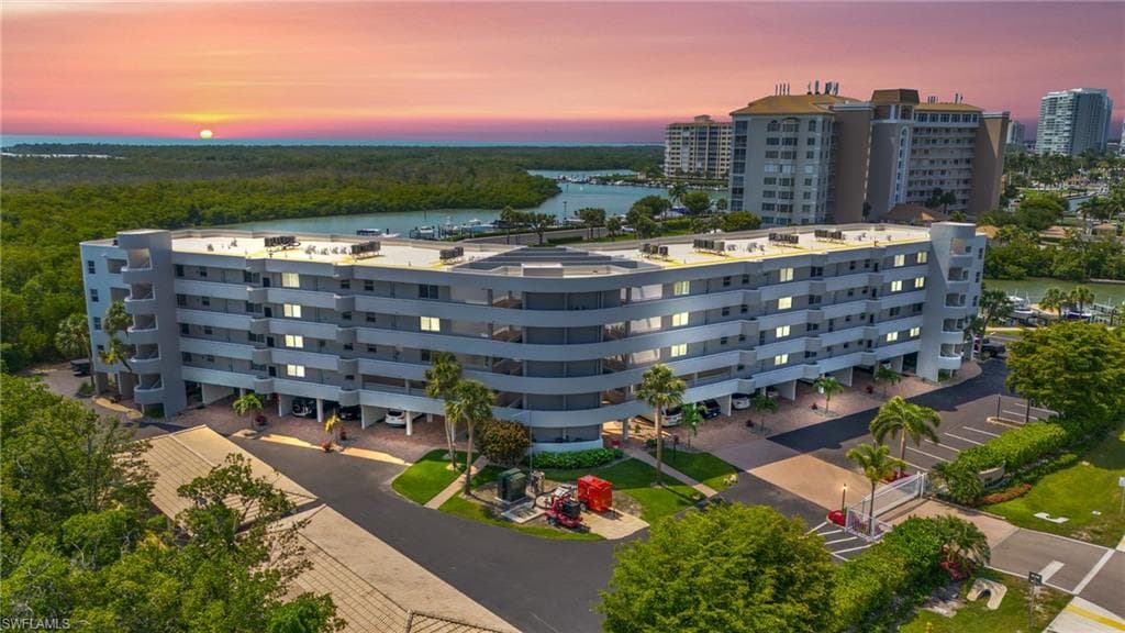 12945 Vanderbilt Dr 505, Naples, FL 34110-5