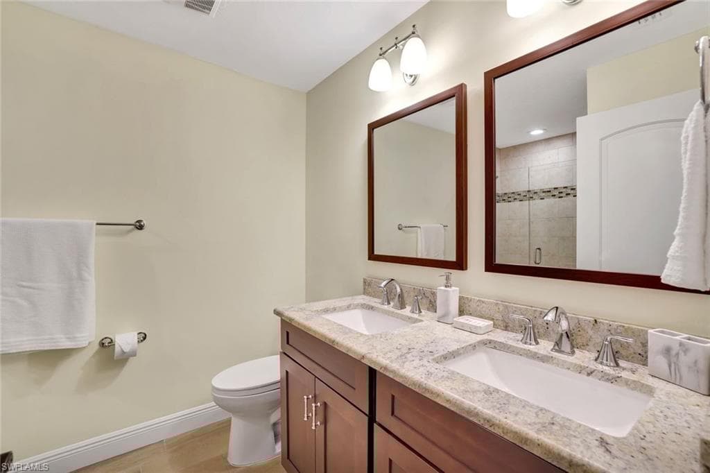 807 108th Ave N, Naples, FL 34108-15