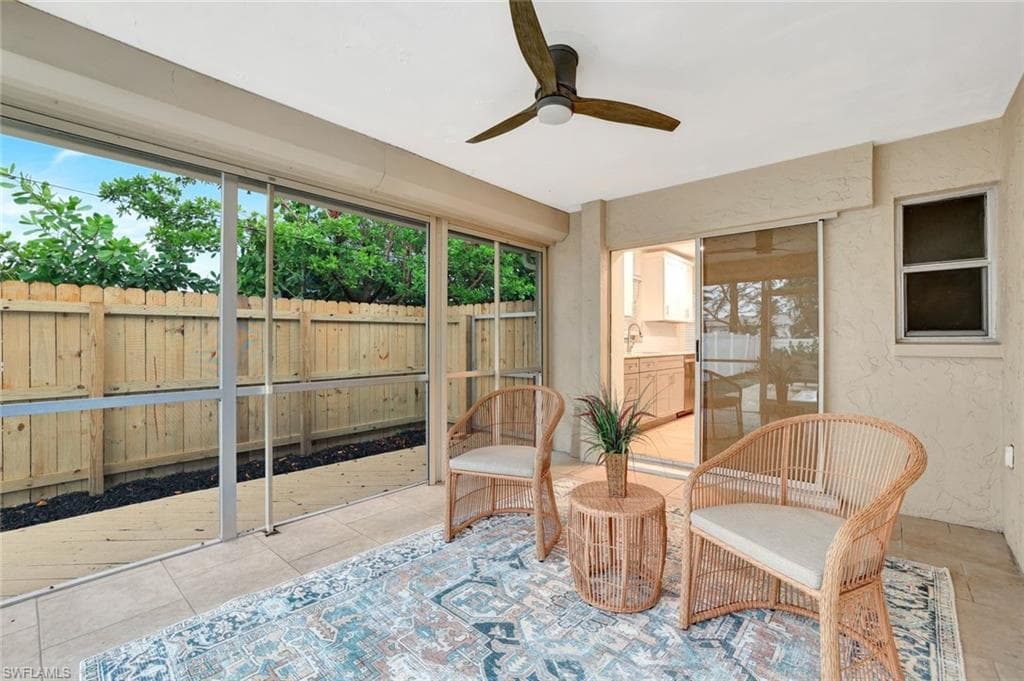 807 108th Ave N, Naples, FL 34108-22