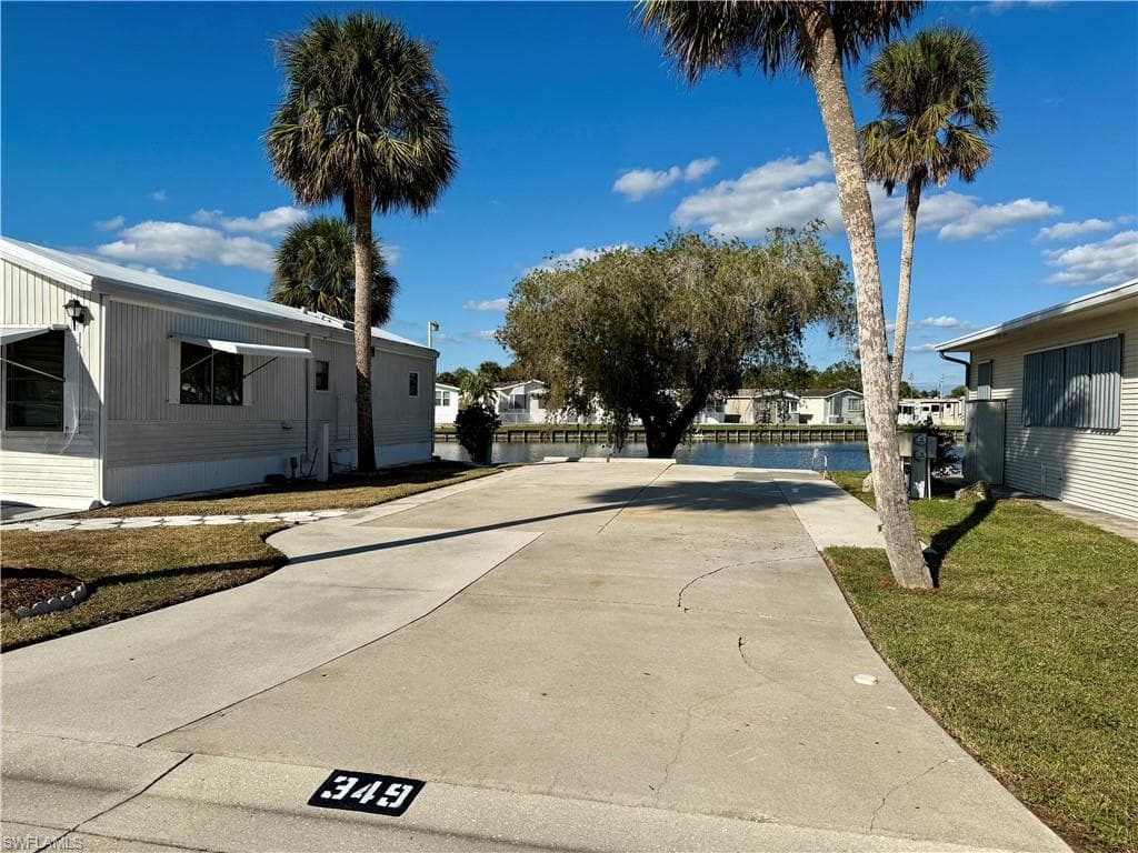 349 Bobcat Run, Naples, FL 34114-3