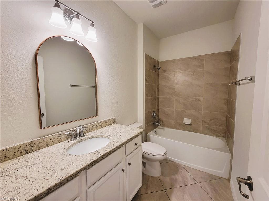 1696 Alameda Dr, Naples, FL 34120-12