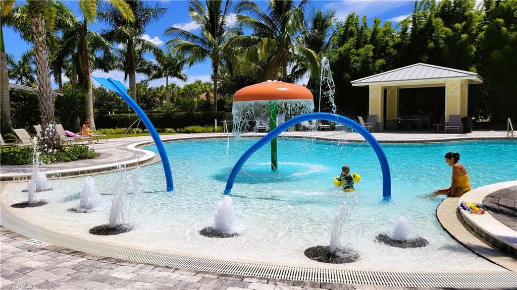 1696 Alameda Dr, Naples, FL 34120-20