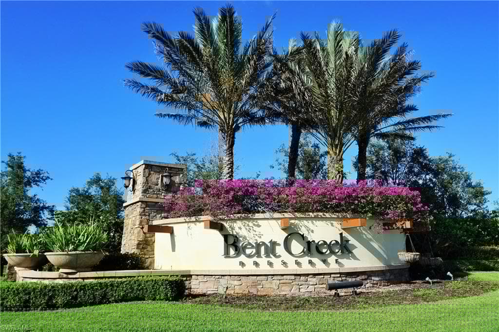 9183 Woodhurst Dr, Naples, FL 34120-3