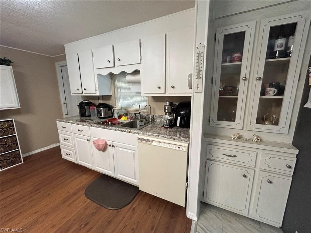 857 Manatee Rd, Naples, FL 34114-9