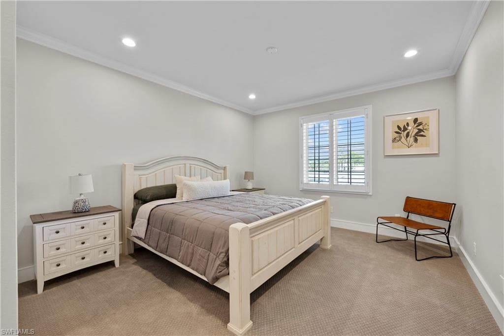 55 Burning Tree Dr, Naples, FL 34105-39