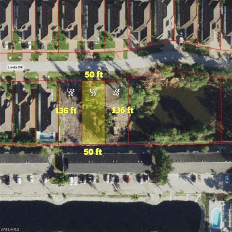 Linda Dr, Naples, FL 34112-3
