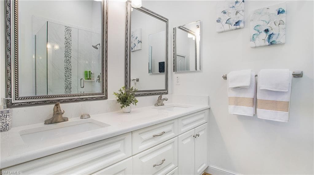 1562 Weybridge Cir 31, Naples, FL 34110-17