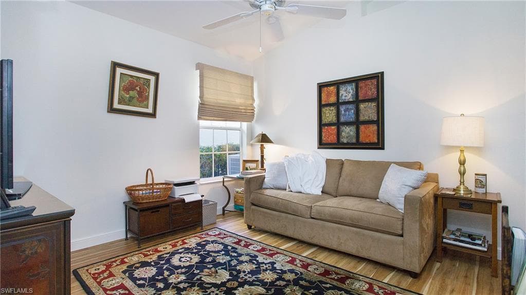 1562 Weybridge Cir 31, Naples, FL 34110-21
