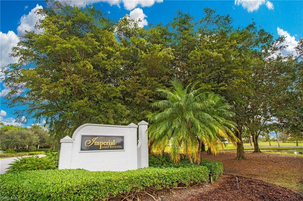 1562 Weybridge Cir 31, Naples, FL 34110-37