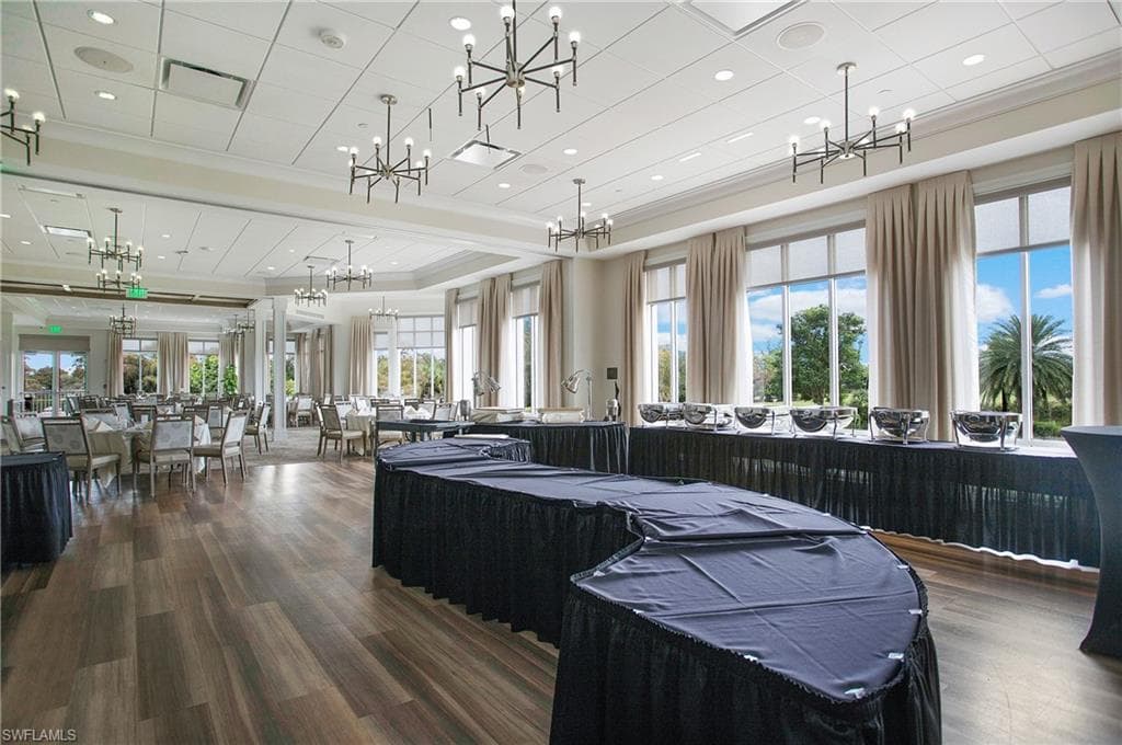 1562 Weybridge Cir 31, Naples, FL 34110-42