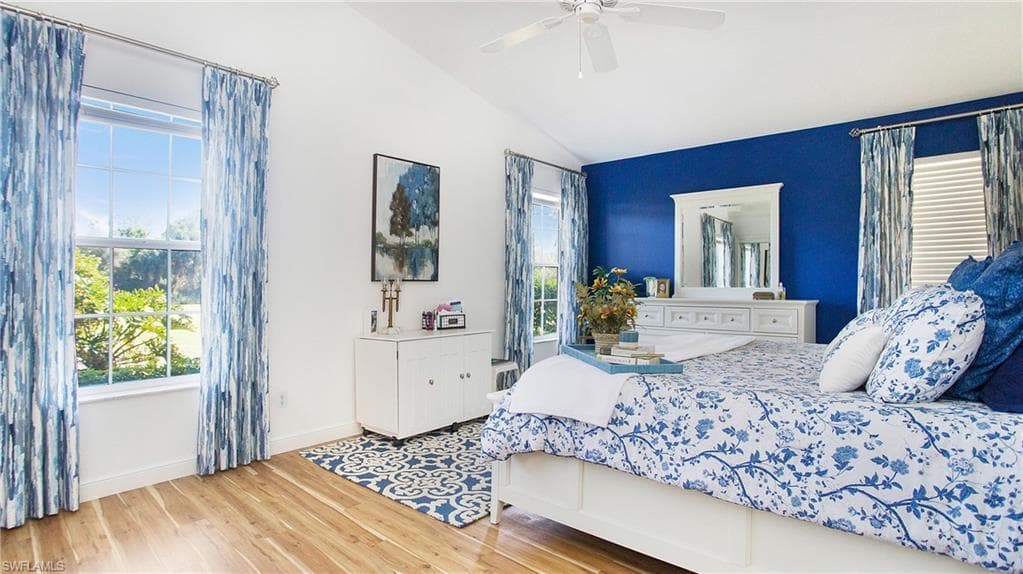 1562 Weybridge Cir 31, Naples, FL 34110-6