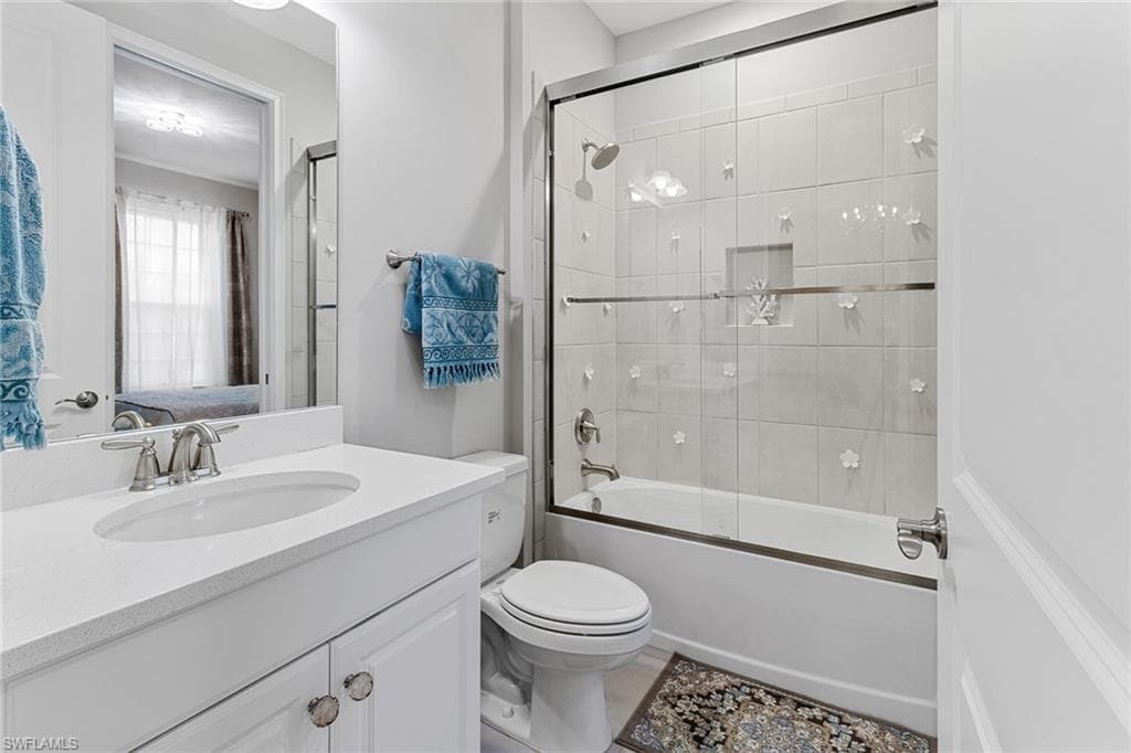 8070 Calle Canovas St, Naples, FL 34114-22