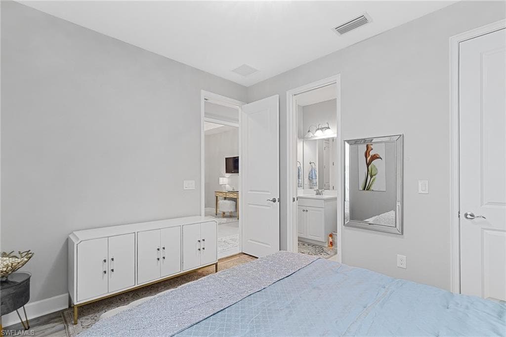 8070 Calle Canovas St, Naples, FL 34114-24