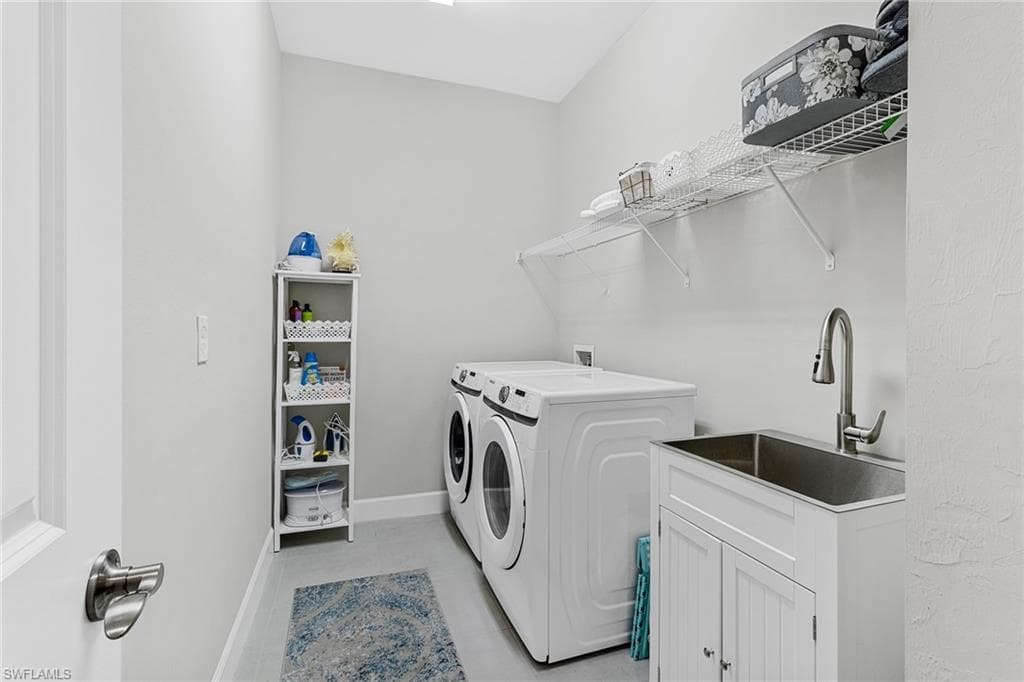 8070 Calle Canovas St, Naples, FL 34114-25