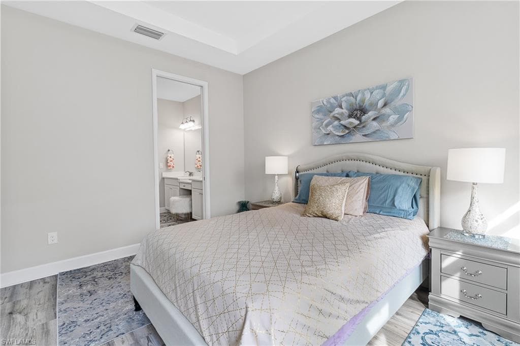 8070 Calle Canovas St, Naples, FL 34114-7
