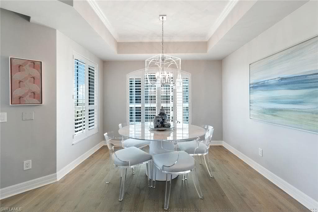 295 Grande Way 606, Naples, FL 34110-16