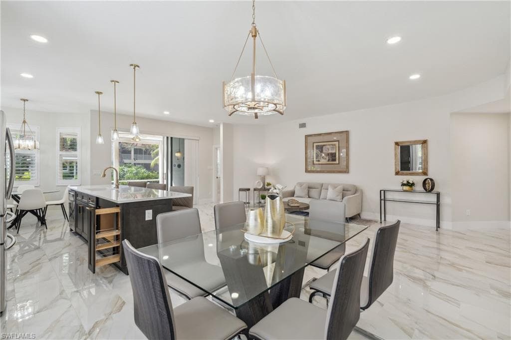 625 Lalique Cir 1401, Naples, FL 34119-9