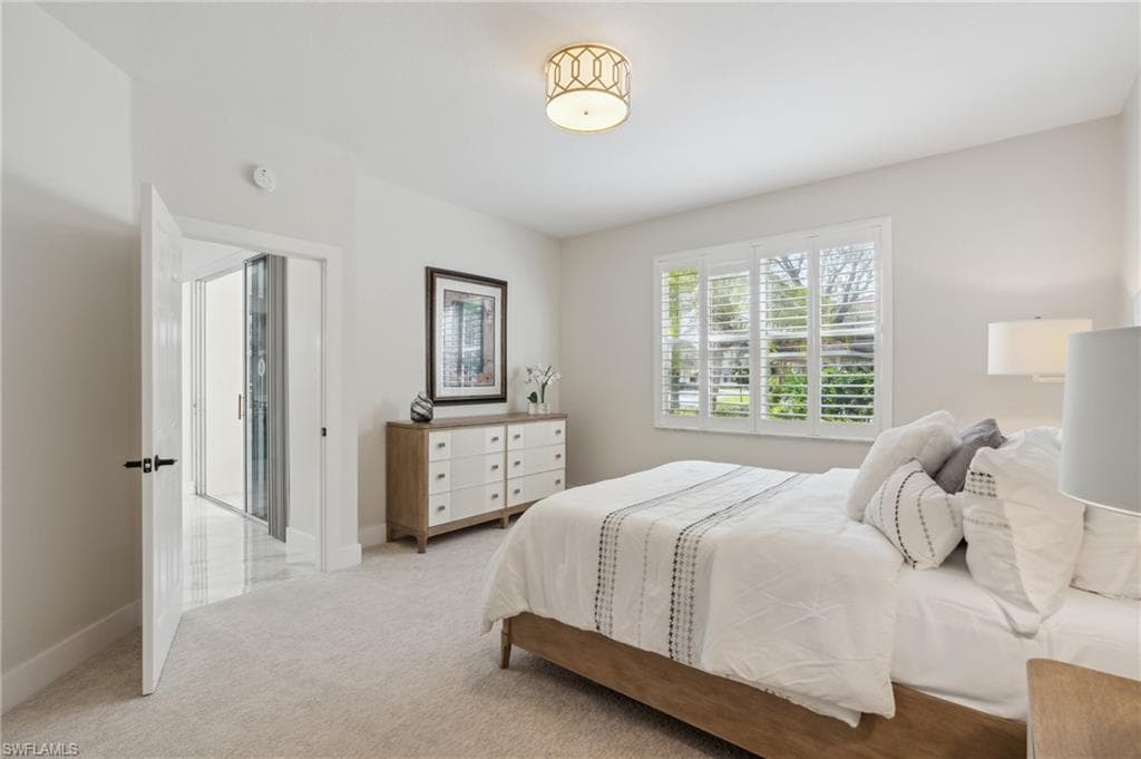 625 Lalique Cir 1401, Naples, FL 34119-17