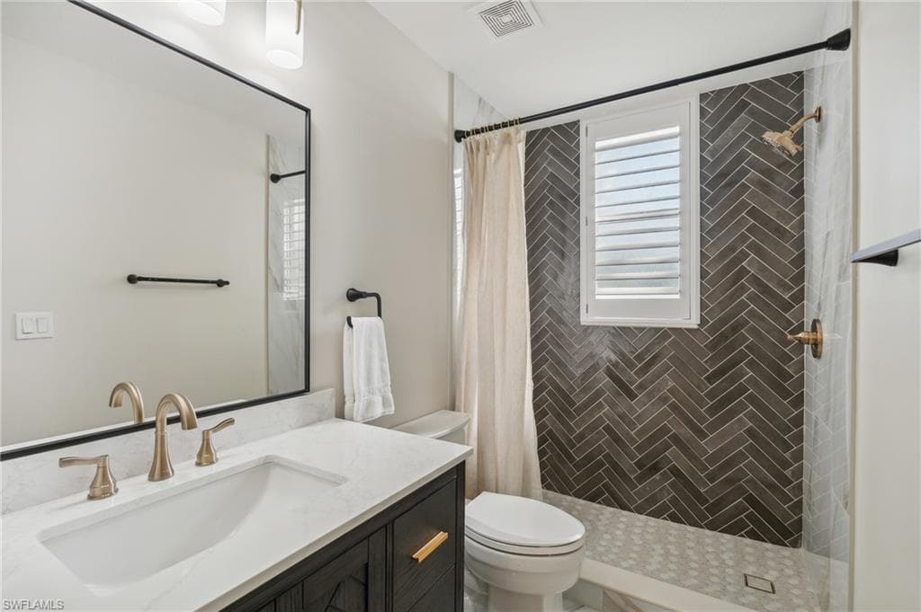 625 Lalique Cir 1401, Naples, FL 34119-25