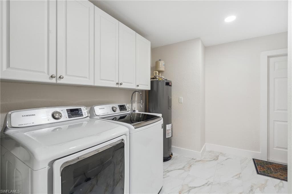 625 Lalique Cir 1401, Naples, FL 34119-29