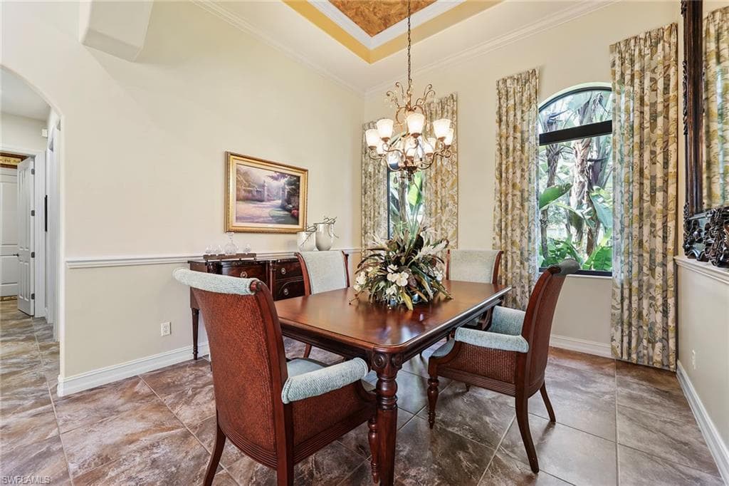 7749 Classics Dr, Naples, FL 34113-16