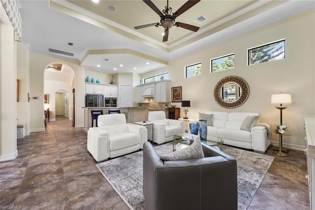 7749 Classics Dr, Naples, FL 34113-20