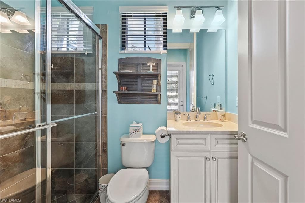 7749 Classics Dr, Naples, FL 34113-34