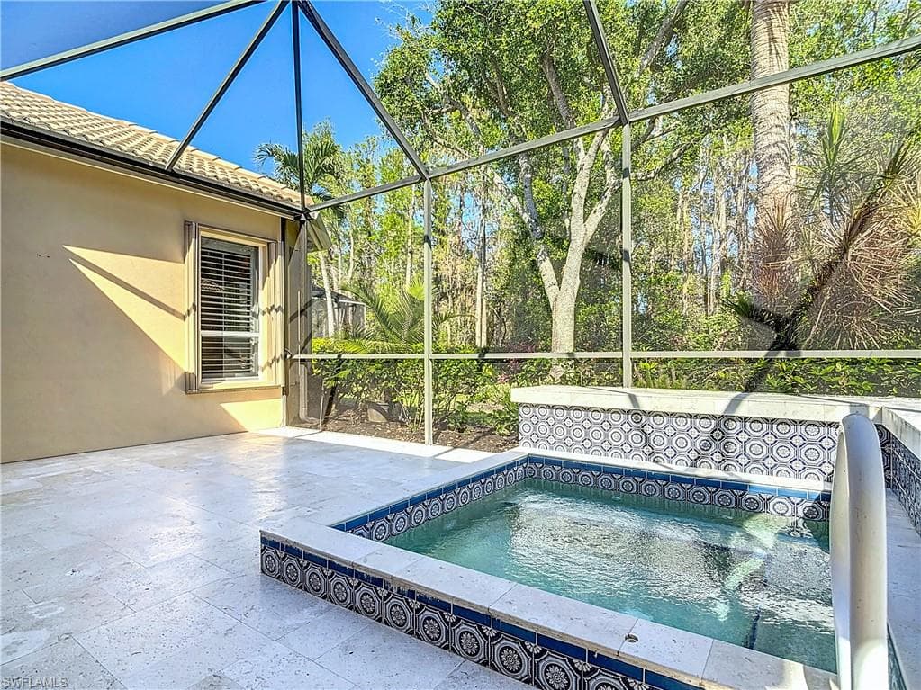 9190 Troon Lakes Dr, Naples, FL 34109-50