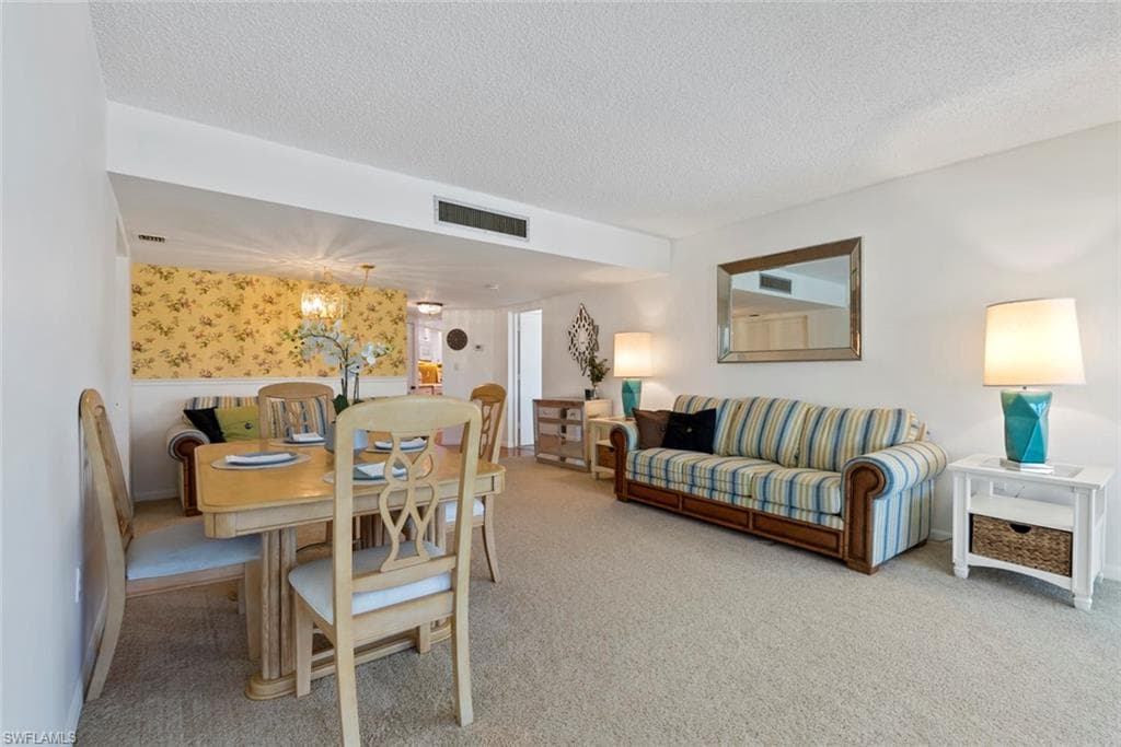 955 Palm View Dr B-307, Naples, FL 34110-14