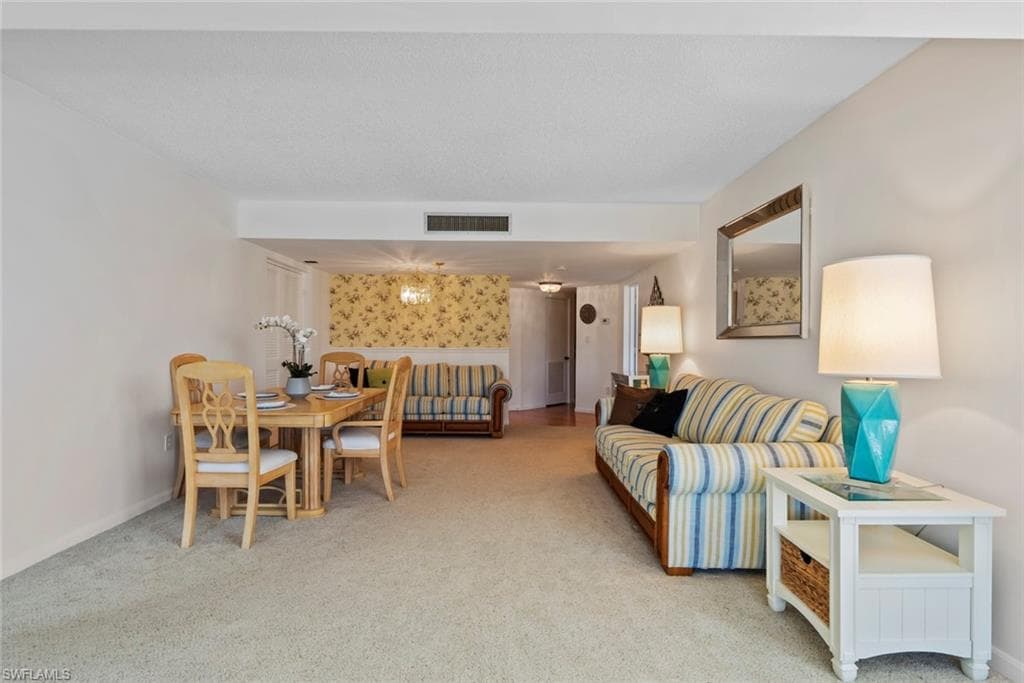 955 Palm View Dr B-307, Naples, FL 34110-16