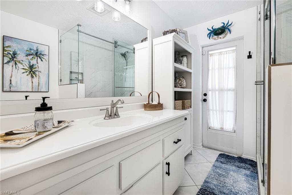 6266 Parkers Hammock Rd, Naples, FL 34112-20