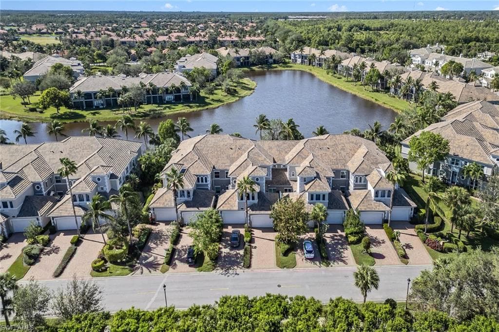 9229 Museo Cir 102, Naples, FL 34114-38