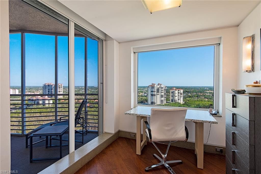 8231 Bay Colony Dr Ph-2201, Naples, FL 34108-14