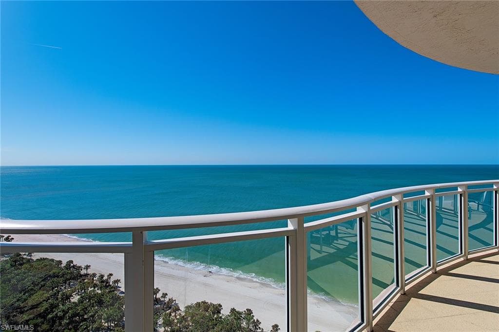 8231 Bay Colony Dr Ph-2201, Naples, FL 34108-2