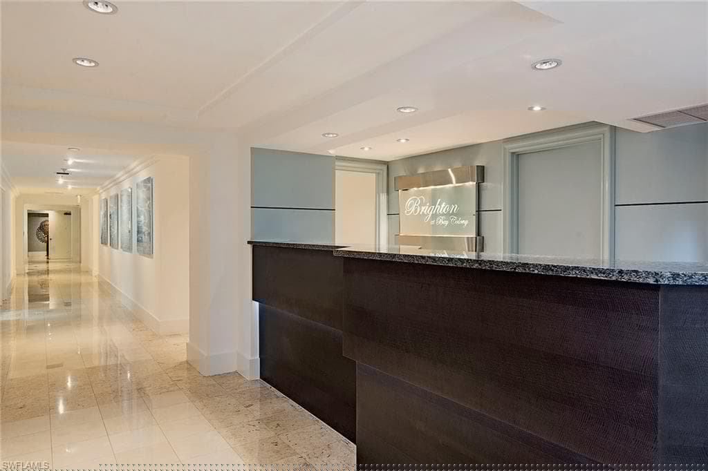 8231 Bay Colony Dr Ph-2201, Naples, FL 34108-31