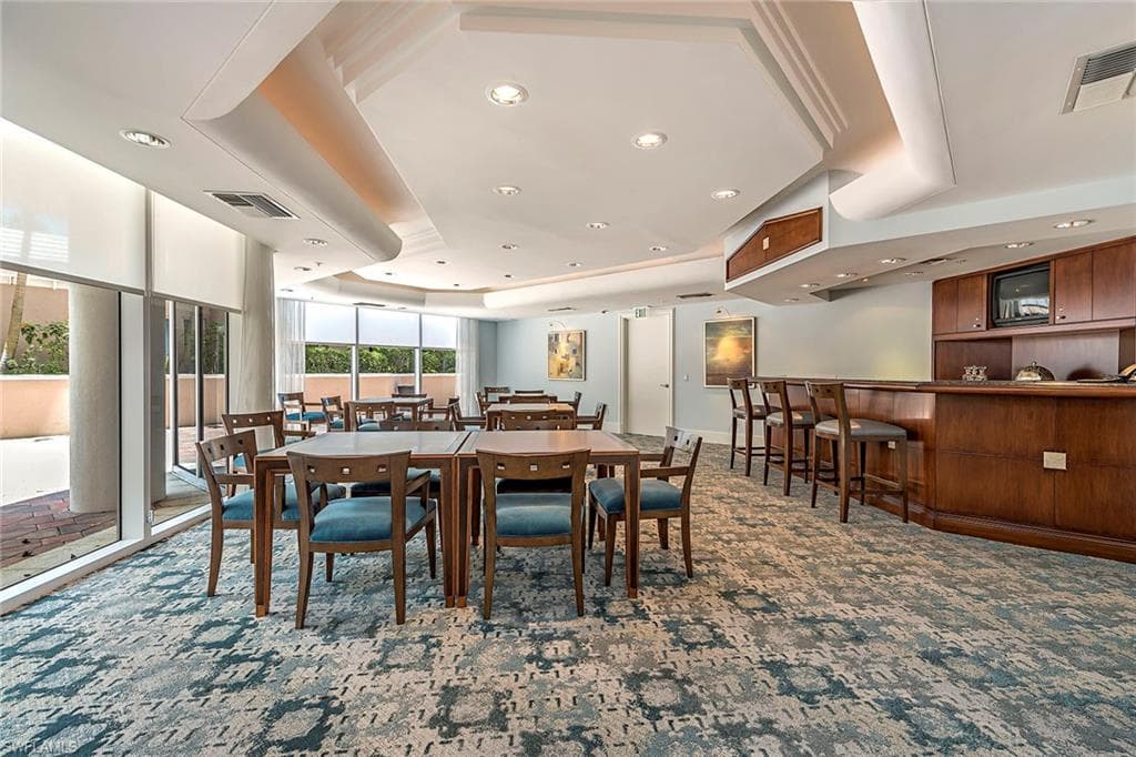 8231 Bay Colony Dr Ph-2201, Naples, FL 34108-36