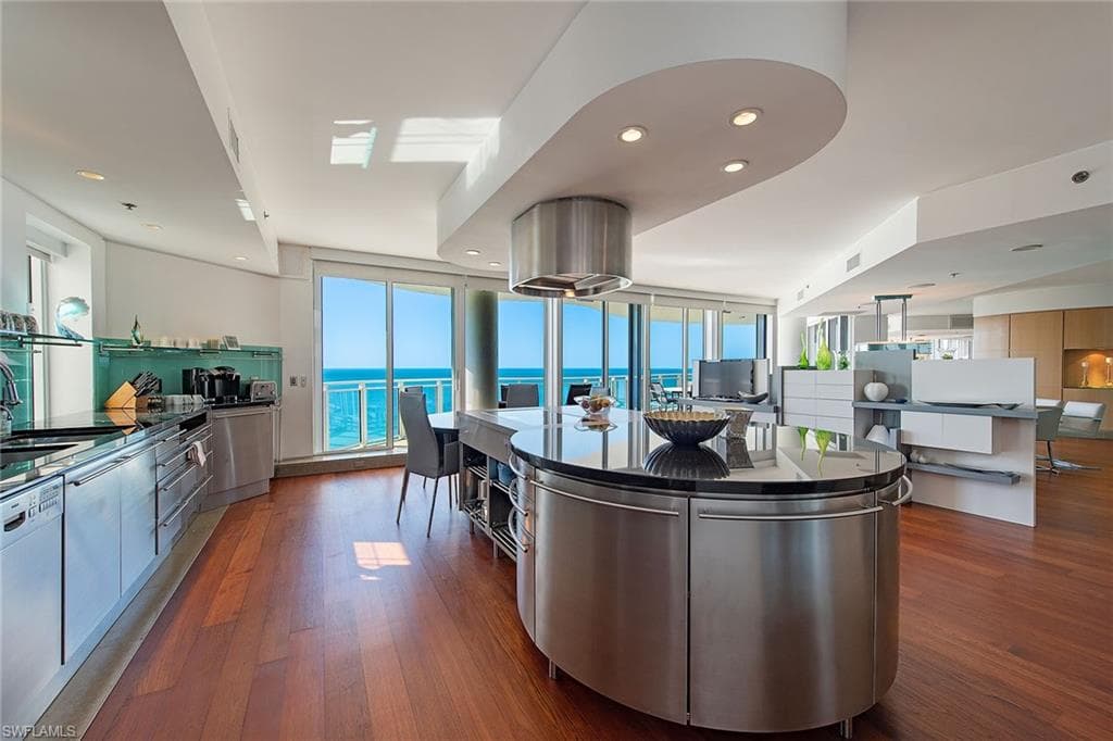 8231 Bay Colony Dr Ph-2201, Naples, FL 34108-4