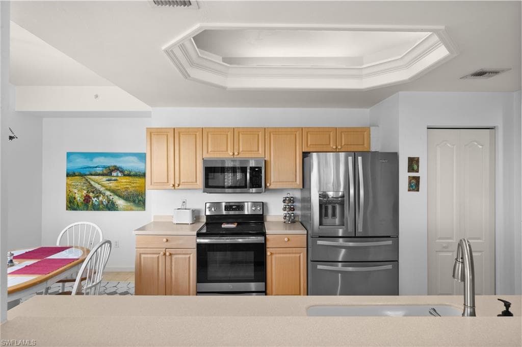 14819 Laguna Dr 203, Fort Myers, FL 33908-16