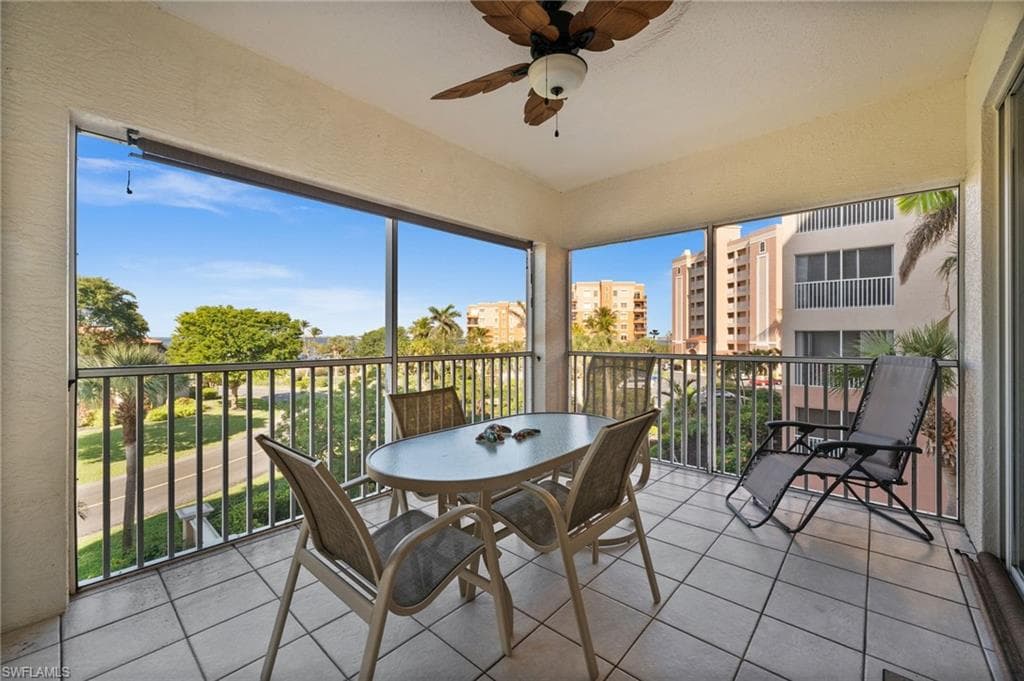 14819 Laguna Dr 203, Fort Myers, FL 33908-36