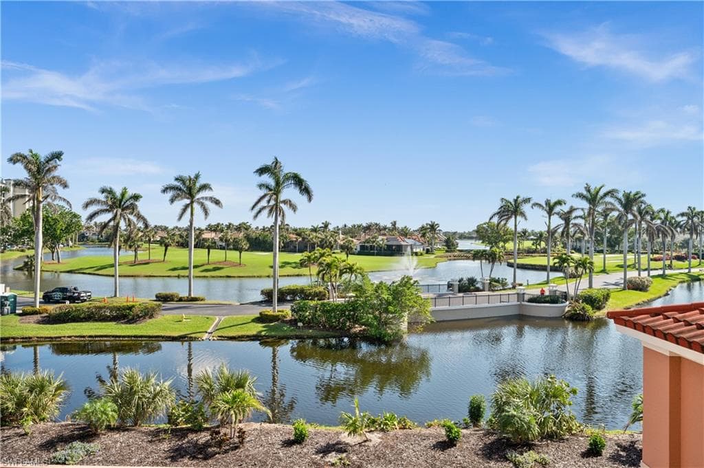 14819 Laguna Dr 203, Fort Myers, FL 33908-4