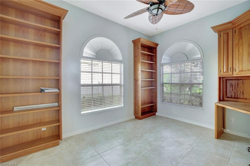 2918 Gilford Way, Naples, FL 34119-17