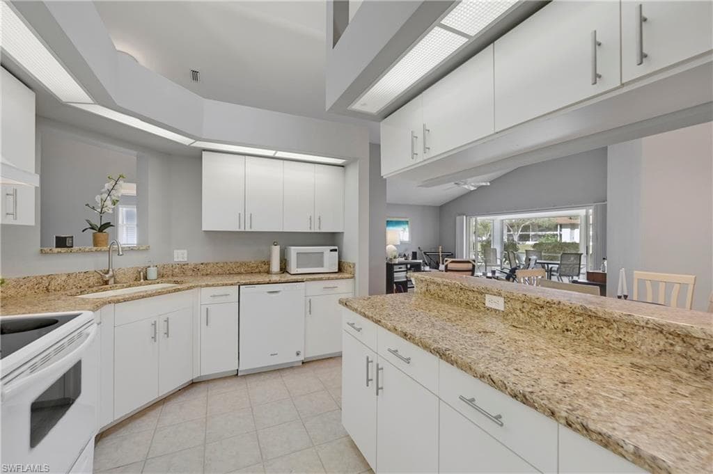 25431 Fairway Dunes Ct, Bonita Springs, FL 34135-6