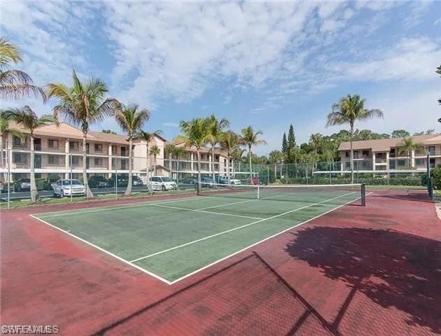7340 Coventry Ct 804, Naples, FL 34104-8