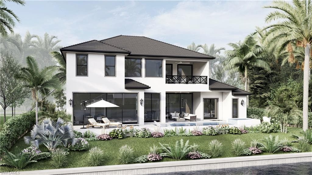 109 Gulfstream St, Marco Island, FL 34145-8