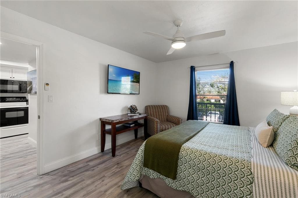 600 Neapolitan Way 257, Naples, FL 34103-12