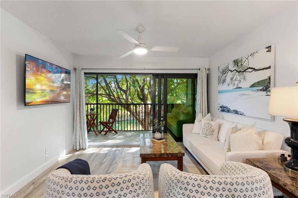 600 Neapolitan Way 257, Naples, FL 34103-2