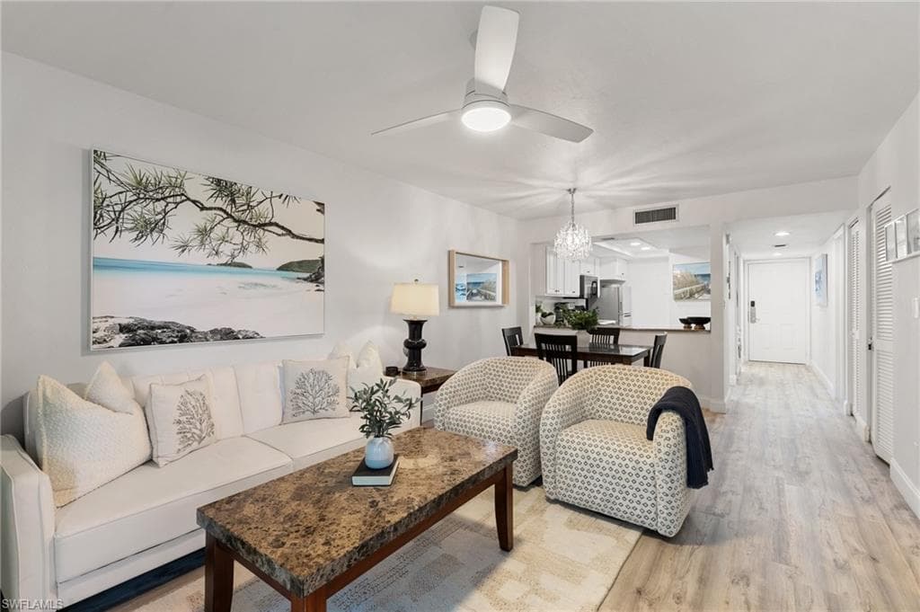 600 Neapolitan Way 257, Naples, FL 34103-5