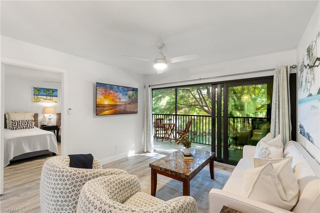 600 Neapolitan Way 257, Naples, FL 34103-6