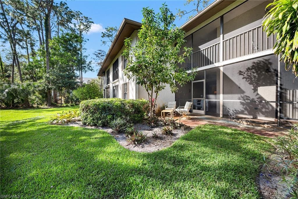 1701 Courtyard Way A-105, Naples, FL 34112-22